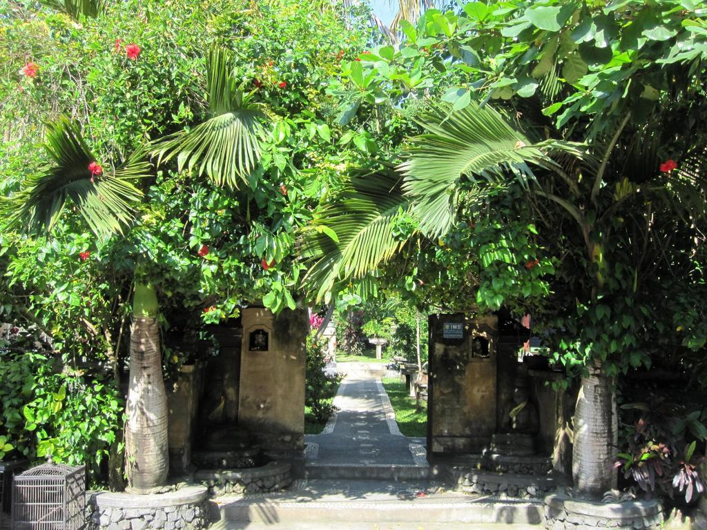 Galang Kangin Bungalows 2 Амед Экстерьер фото